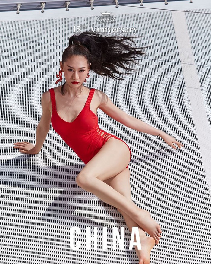 Dàn người đẹp Hoa hậu chuyển giới khoe dáng trong bikini rực đỏ - Ảnh 3.