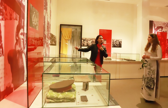 Phó Đại sứ Israel thăm Bảo tàng Phụ nữ Việt Nam - Ảnh 2.