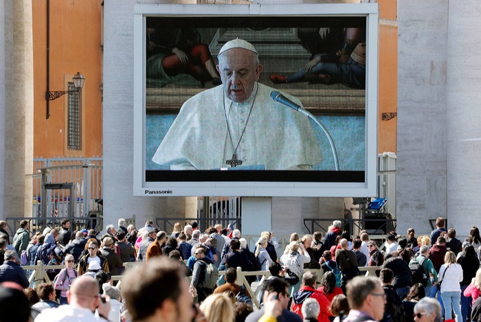 Giáo hoàng cầu nguyện cho các nạn nhân Covid-19 qua thánh lễ trực tuyến - Ảnh 1.