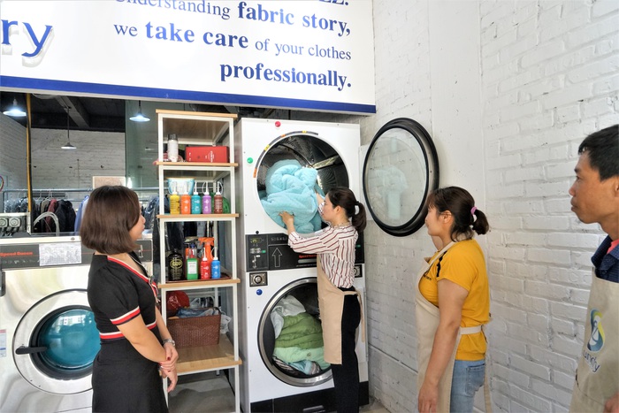 Mang dịch vụ giặt là 5 sao trọn gói đến từng hộ gia đình - Ảnh 2.