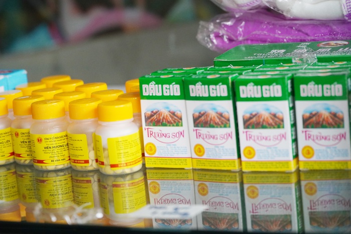 Người khốn khó khi đến “siêu thị 0 đồng” tại Hà Nội sẽ được mua miễn phí 5 sản phẩm - Ảnh 12.