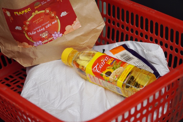 Người khốn khó khi đến “siêu thị 0 đồng” tại Hà Nội sẽ được mua miễn phí 5 sản phẩm - Ảnh 18.