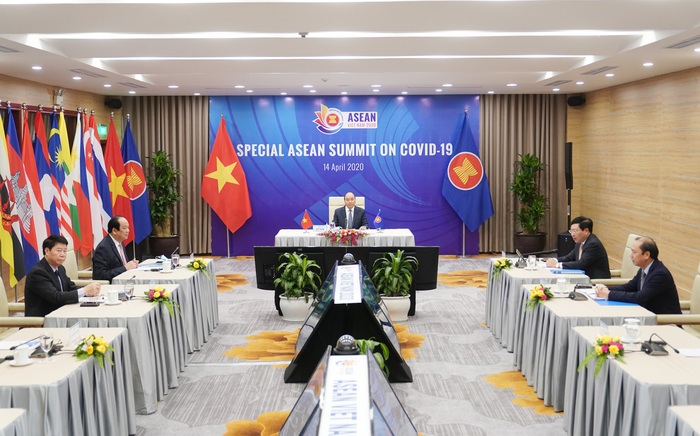 Thủ tướng Nguyễn Xuân Phúc chủ trì Hội nghị Cấp cao đặc biệt của ASEAN qua hình thức trực tuyến