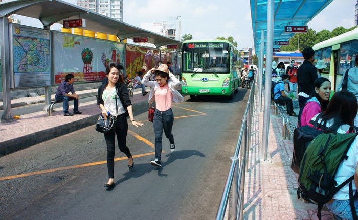 12 điều chúng ta không nên làm trước mỗi chuyến bay - Ảnh 2.