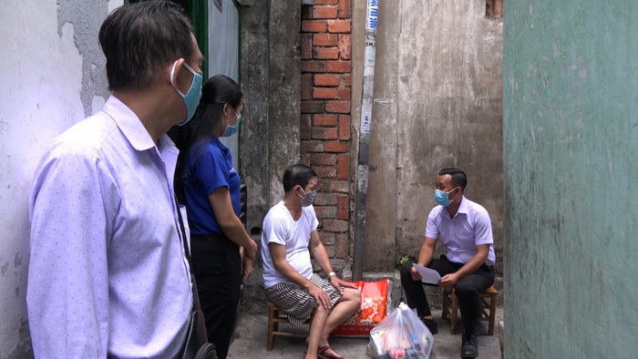 TP Hồ Chí Minh: Giang tay “ôm” những phận đời trong cơn đại dịch - Ảnh 5.