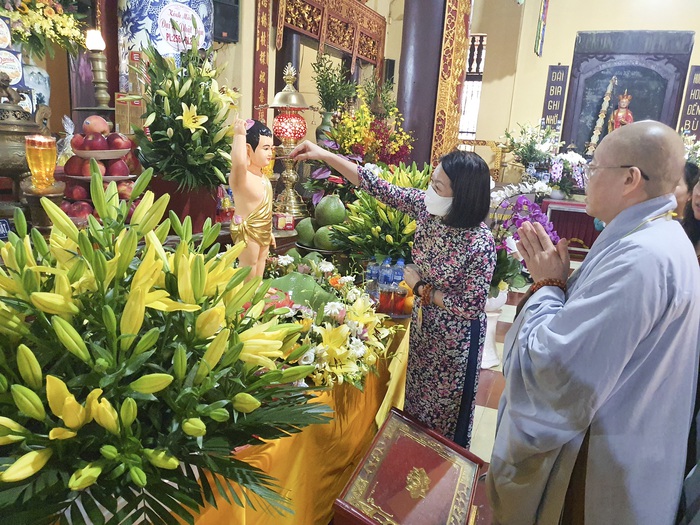 Giáo hội Phật giáo Việt Nam chung sức đồng lòng đẩy lùi dịch Covid-19 - Ảnh 4.