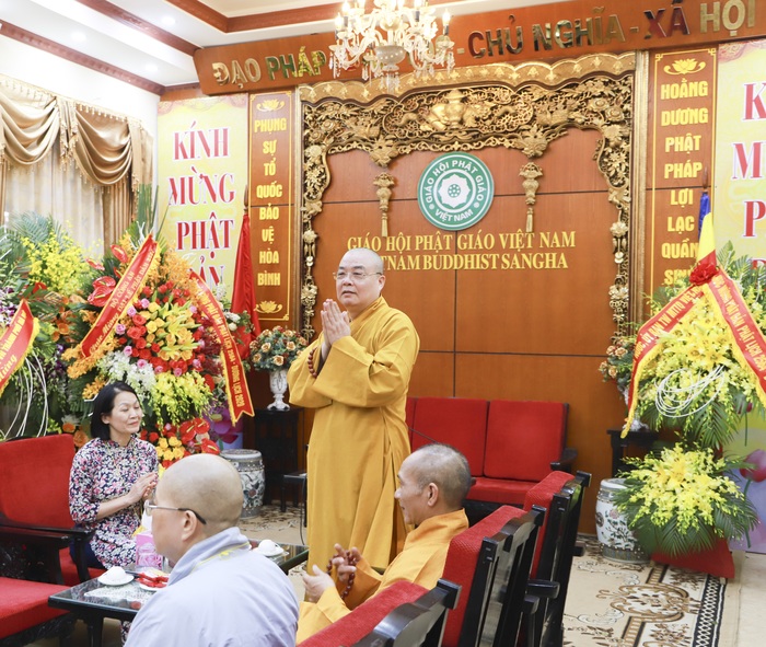 Giáo hội Phật giáo Việt Nam chung sức đồng lòng đẩy lùi dịch Covid-19 - Ảnh 3.