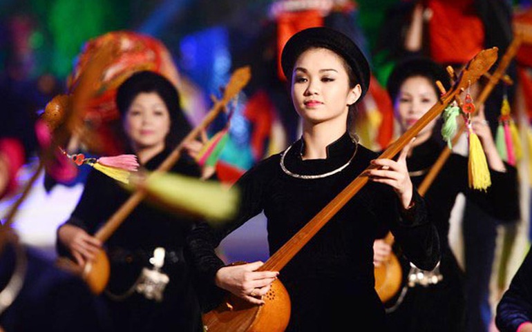 Thiếu nữ dân tộcTày Thiếu nữ dân tộcTày