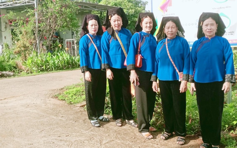 "Tổ Phụ nữ dân tộc Nùng" của xã Xuân Phú, Đồng Nai