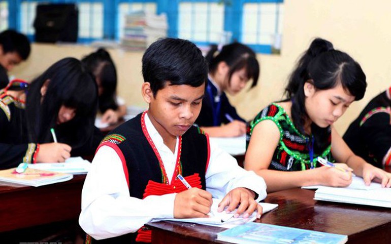 Một giờ học của học sinh trường THPT Dân tộc nội trú Nơ Trang Lơng, Đắk Lắk. Ảnh: Quý Trung/TTXVN