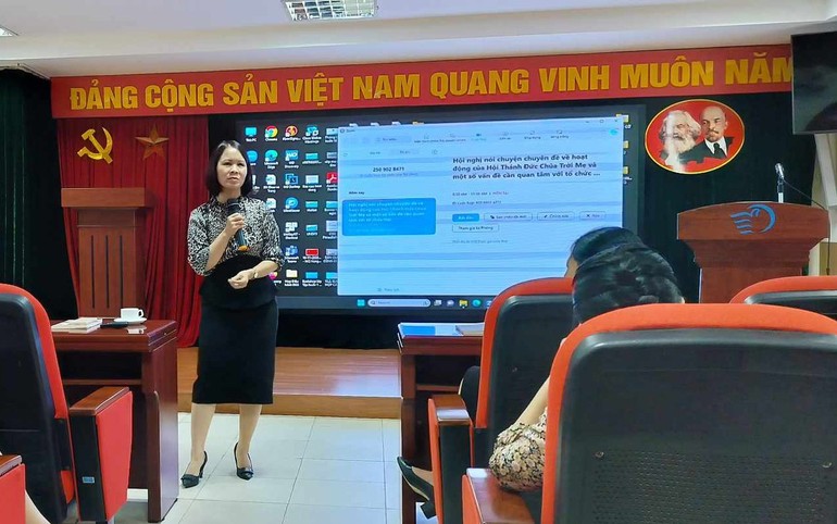 TS Thiều Thị Hương làm rõ khái niệm tôn giáo, tình hình tôn giáo Việt Nam.