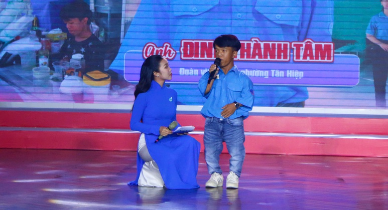 TPHCM: Tôn vinh 184 gương "Người con hiếu thảo" năm 2025- Ảnh 4.