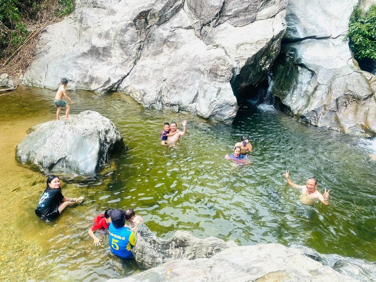 “Bắt sóng” công nghệ để đánh thức du lịch vùng cao Sơn Lâm- Ảnh 2.