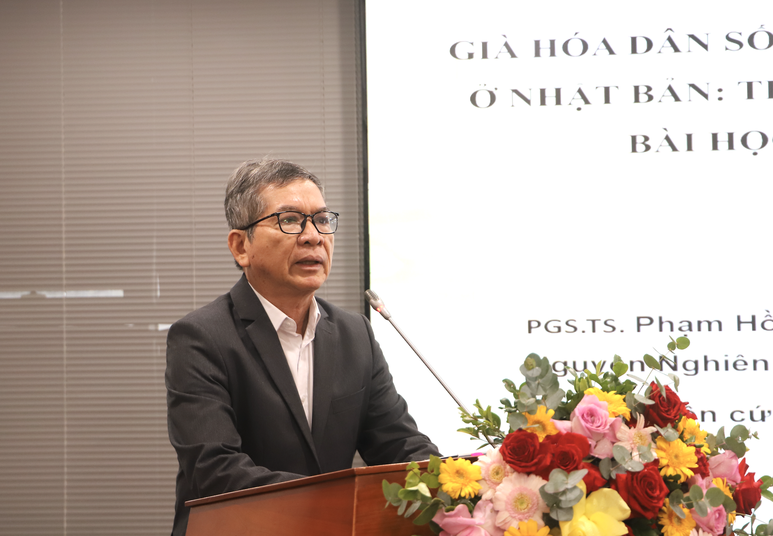 Phụ nữ ở đâu trong bài toán an ninh con người của xã hội 