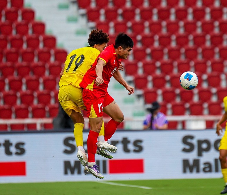 U22 Việt Nam vào bán kết bóng đá nam SEA Games 33- Ảnh 2. U22 Việt Nam vào bán kết bóng đá nam SEA Games 33- Ảnh 2.