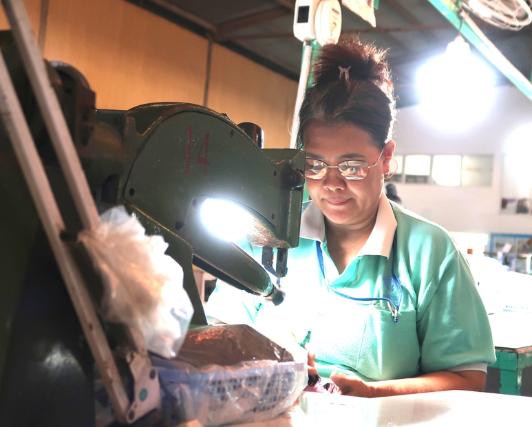 Khi Công đoàn trở thành “ngôi nhà thứ 2” của công nhân- Ảnh 3. Khi Công đoàn trở thành “ngôi nhà thứ 2” của công nhân- Ảnh 3.