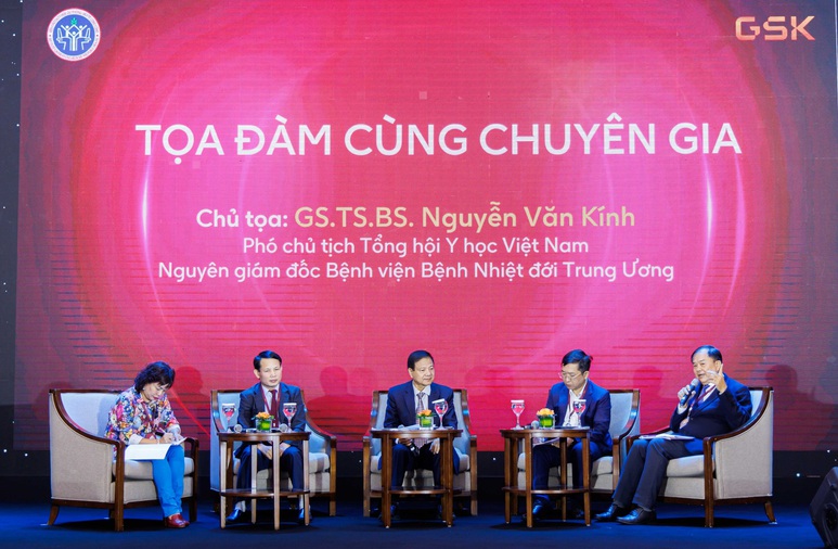 "Lá chắn" vắc-xin phòng ngừa bệnh do não mô cầu- Ảnh 1. "Lá chắn" vắc-xin phòng ngừa bệnh do não mô cầu- Ảnh 1.