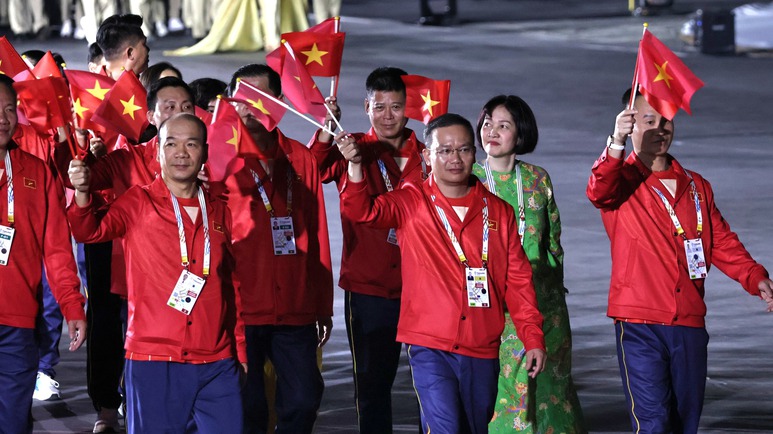 Đoàn thể thao Việt Nam rạng rỡ diễu hành khai mạc SEA Games 33- Ảnh 8.