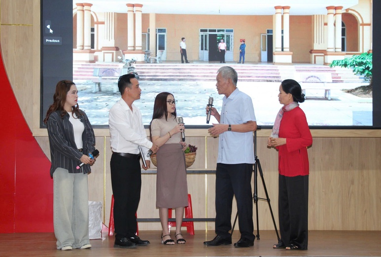 Đắk Lắk: Nâng cao nhận thức về vai trò của nữ đại biểu dân cử trong phát triển kinh tế - xã hội địa phương- Ảnh 3.