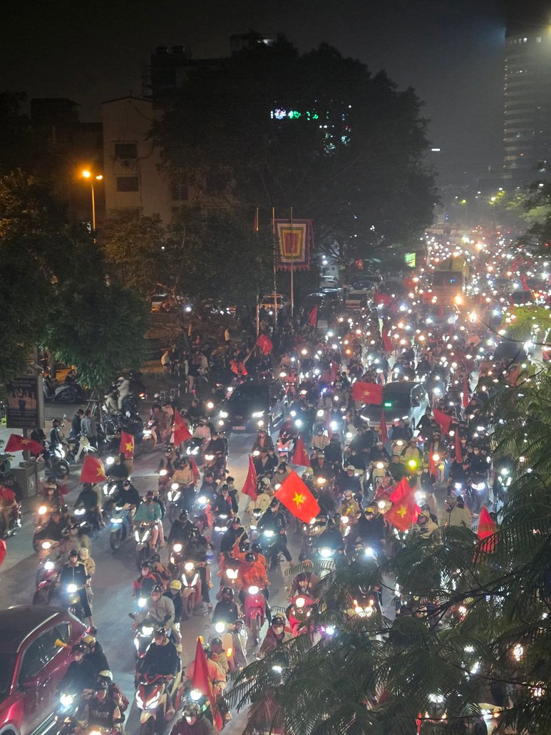 U23 Việt Nam đánh bại Hàn Quốc trên loạt luân lưu, giành giải ba U23 châu Á- Ảnh 3. U23 Việt Nam đánh bại Hàn Quốc trên loạt luân lưu, giành giải ba U23 châu Á- Ảnh 3.