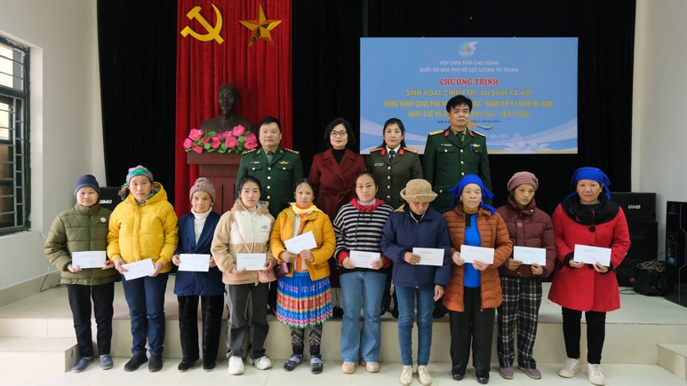 Phụ nữ lực lượng vũ trang Cao Bằng: Nhiều hoạt động ý nghĩa kỷ niệm 85 năm Ngày Bác Hồ về nước- Ảnh 2.