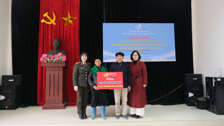 Phụ nữ lực lượng vũ trang Cao Bằng: Nhiều hoạt động ý nghĩa kỷ niệm 85 năm Ngày Bác Hồ về nước- Ảnh 3.