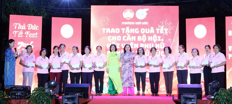 TPHCM: Ấn tượng Hội thi “Nét đẹp áo dài Việt Nam” phường Thủ Đức- Ảnh 7.