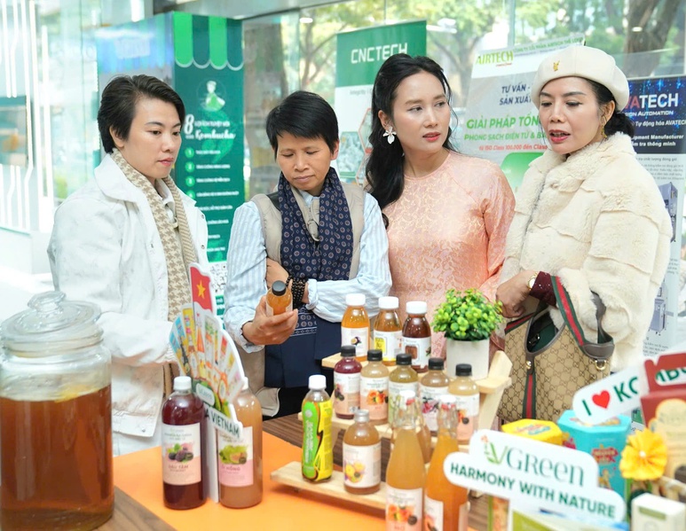 Nữ doanh nhân đưa khoa học công nghệ vào từng sản phẩm chăm sóc sức khỏe- Ảnh 3.