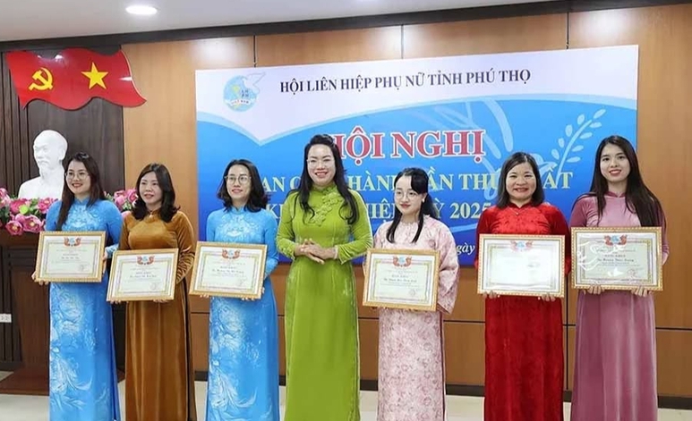 Phú Thọ: Sớm đưa Nghị quyết Đại hội Phụ nữ các cấp vào cuộc sống- Ảnh 3.