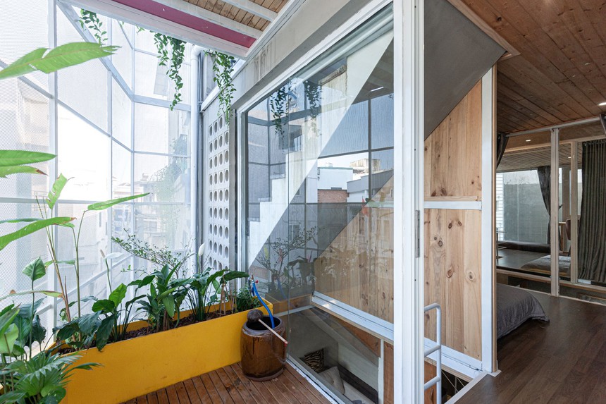 Cải tạo nhà giá rẻ thành homestay hiện đại - Ảnh 2.