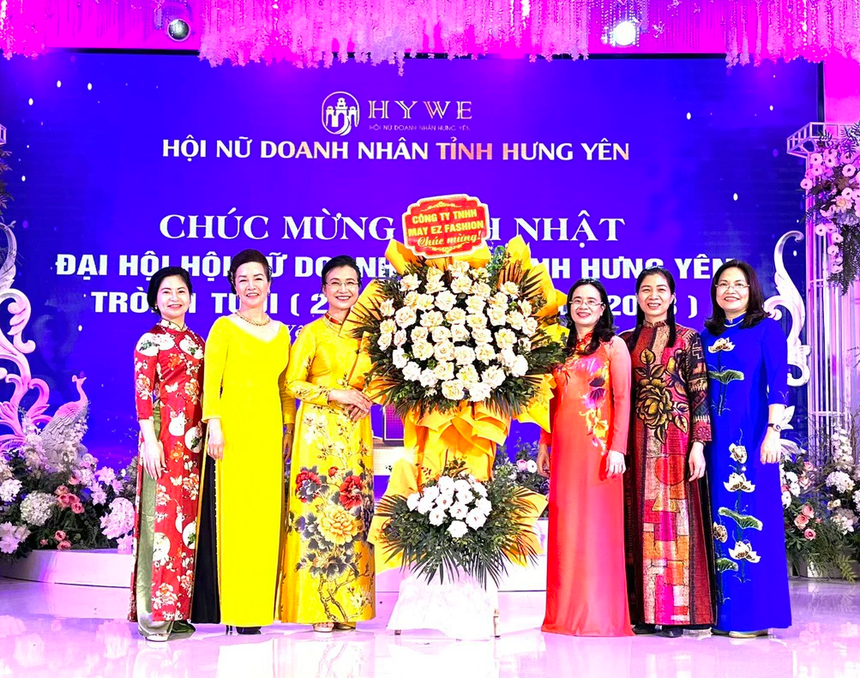 Hội Nữ Doanh nhân Hưng Yên: Hỗ trợ sinh kế cho phụ nữ nghèo và kết nối đỡ đầu trên 200 trẻ mồ côi - Ảnh 1. Hội Nữ Doanh nhân Hưng Yên: Hỗ trợ sinh kế cho phụ nữ nghèo và kết nối đỡ đầu trên 200 trẻ mồ côi - Ảnh 1.