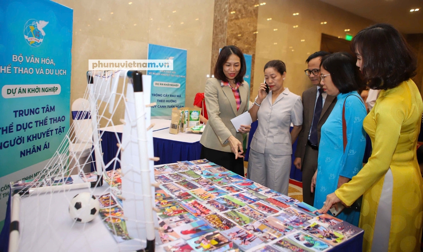 Phụ nữ khởi nghiệp giới thiệu sản phẩm sáng tạo, chất lượng cao made in Vietnam, chinh phục thị trường- Ảnh 2. Phụ nữ khởi nghiệp giới thiệu sản phẩm sáng tạo, chất lượng cao made in Vietnam, chinh phục thị trường- Ảnh 2.