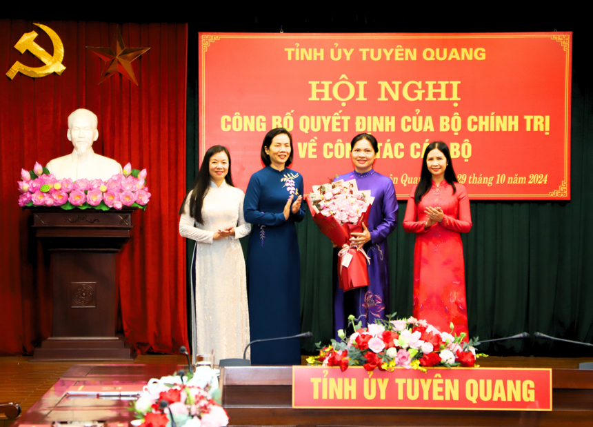 Chủ tịch Hội LHPN Việt Nam Hà Thị Nga được điều động, phân công làm Bí thư Tỉnh uỷ Tuyên Quang- Ảnh 4.