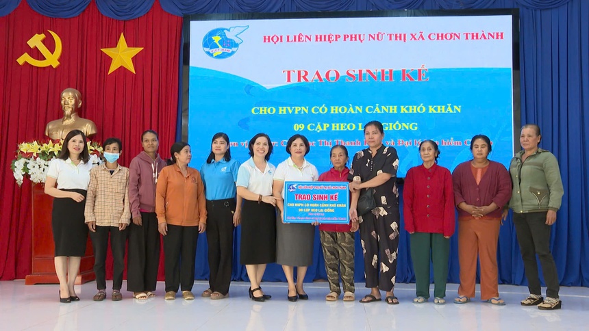 Nhà giáo ưu tú trở thành cán bộ Hội tiêu biểu- Ảnh 2. Nhà giáo ưu tú trở thành cán bộ Hội tiêu biểu- Ảnh 2.