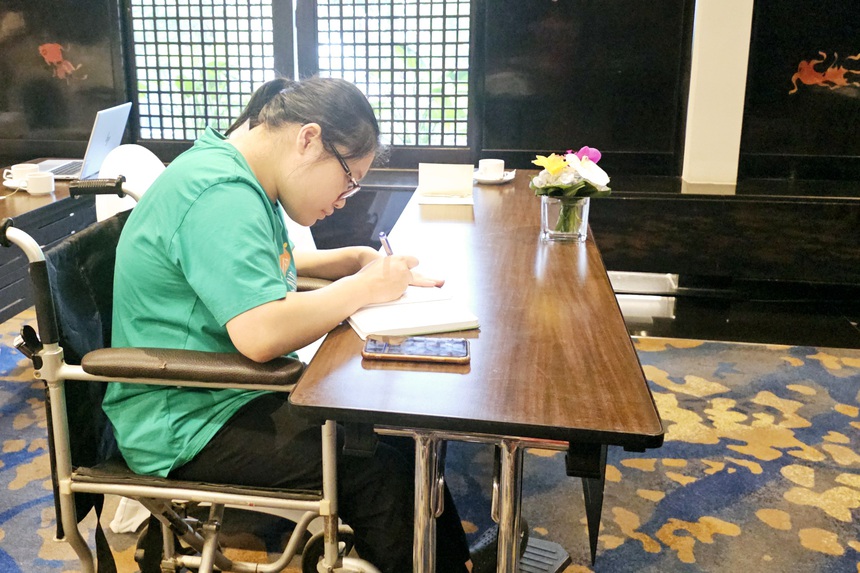 Người khuyết tật cần được chăm sóc sức khỏe toàn diện- Ảnh 1.
