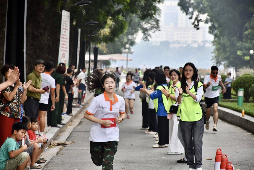 Học viện Quân y: Tiếp tục lan toả thông điệp “Vì môi trường không khói thuốc” đến giảng đường- Ảnh 5.