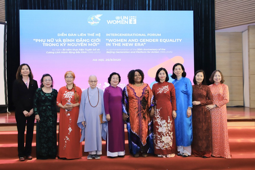 Đảm bảo bình đẳng thực chất giữa nam và nữ là nhiệm vụ mang tính dài hạn- Ảnh 1.