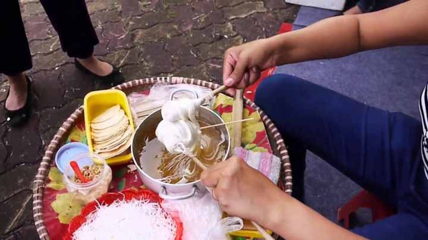 Kẹo kéo gây thương nhớ- Ảnh 1. Kẹo kéo gây thương nhớ- Ảnh 1.