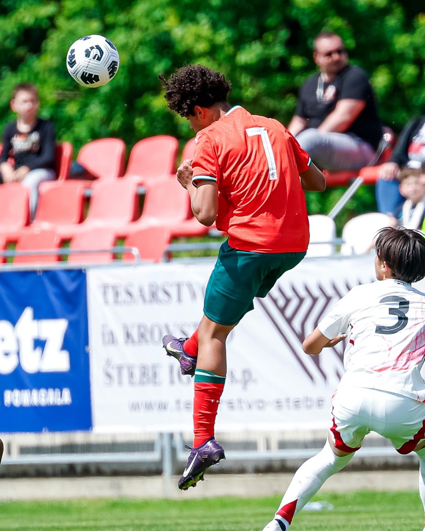 Manchester United muốn có chữ kí của con trai Ronaldo- Ảnh 3.