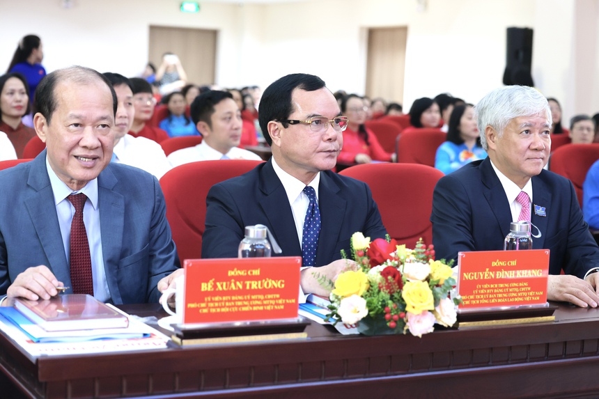 Xây dựng Đảng bộ TƯ Hội LHPN Việt Nam trong sạch, vững mạnh, hướng về nhân dân, phụ nữ, trẻ em- Ảnh 1.