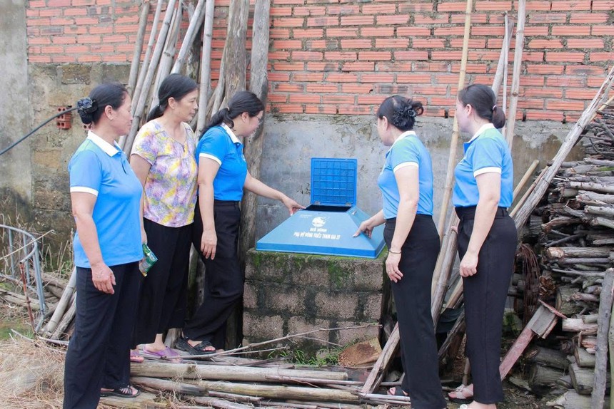 Phụ nữ Quảng Ninh: Đa dạng hoạt động bảo vệ môi trường, chung sức xây dựng nông thôn mới- Ảnh 6.