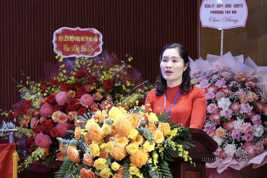 Chủ tịch Hội LHPN Việt Nam Nguyễn Thị Tuyến dự Đại hội phụ nữ điểm của Hà Nội- Ảnh 6.