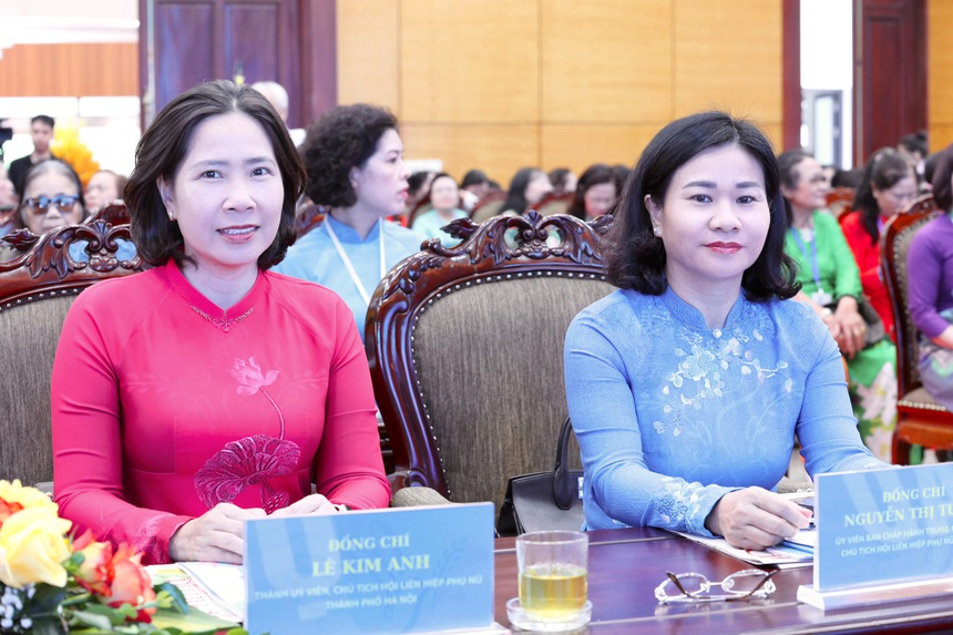 Chủ tịch Hội LHPN Việt Nam Nguyễn Thị Tuyến dự Đại hội phụ nữ điểm của Hà Nội- Ảnh 1.