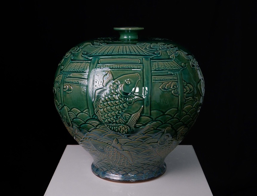 Những chàng trai bỏ phố về làng "thổi hồn" vào đất sét- Ảnh 3. Những chàng trai bỏ phố về làng "thổi hồn" vào đất sét- Ảnh 3.