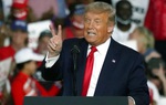 Tổng thống Trump tuyên bố “sung sức” khi vận động tranh cử ở Florida
