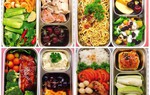 9X khoe cơm hộp 30-50k "hoa lá cành", dân mạng ghen tị 