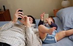 4 kiểu ông bố dễ "làm hỏng" con