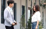Sang thăm vợ cũ, lúc về em dúi cho chiếc cặp lồng, nhìn thứ bên trong tôi thẫn thờ