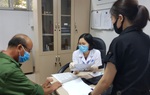 Mỗi ngày gần 100 bệnh nhân đến khám do tiếp xúc với kiến ba khoang