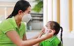 Chăm sóc sức khỏe trẻ mùa thu, phụ huynh cần tránh phạm phải những sai lầm nào?